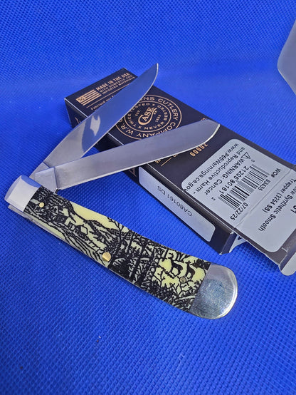 2025 Case XX Yellow Trapper Deer Scene 80161 DS SFO