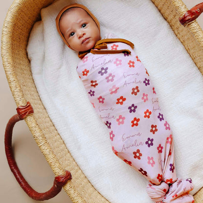 Personalized Baby Name Swaddle Blanket - Pink Daisy