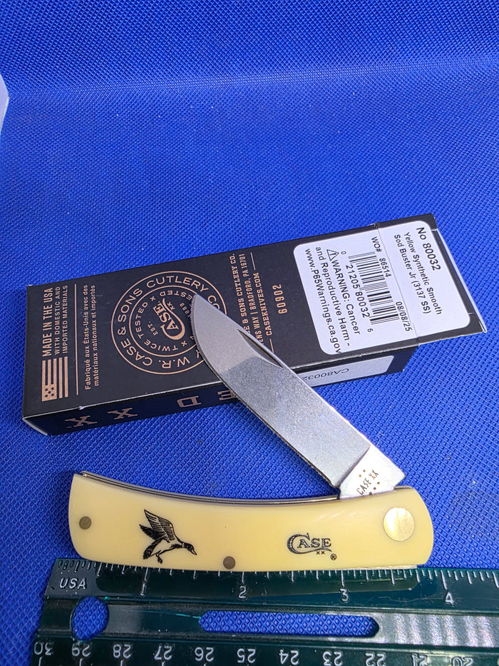 Case XX - Yellow Sod Buster Jr. - Duck - CA80032 D