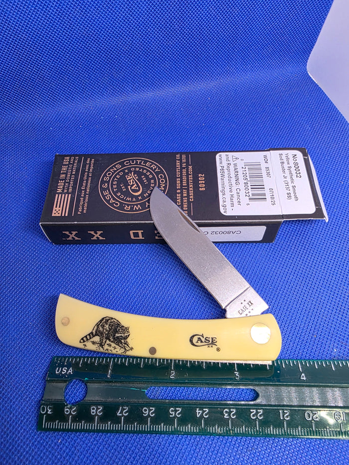 Case XX - Yellow Sod Buster Jr. - Racoon - CA80032 CN