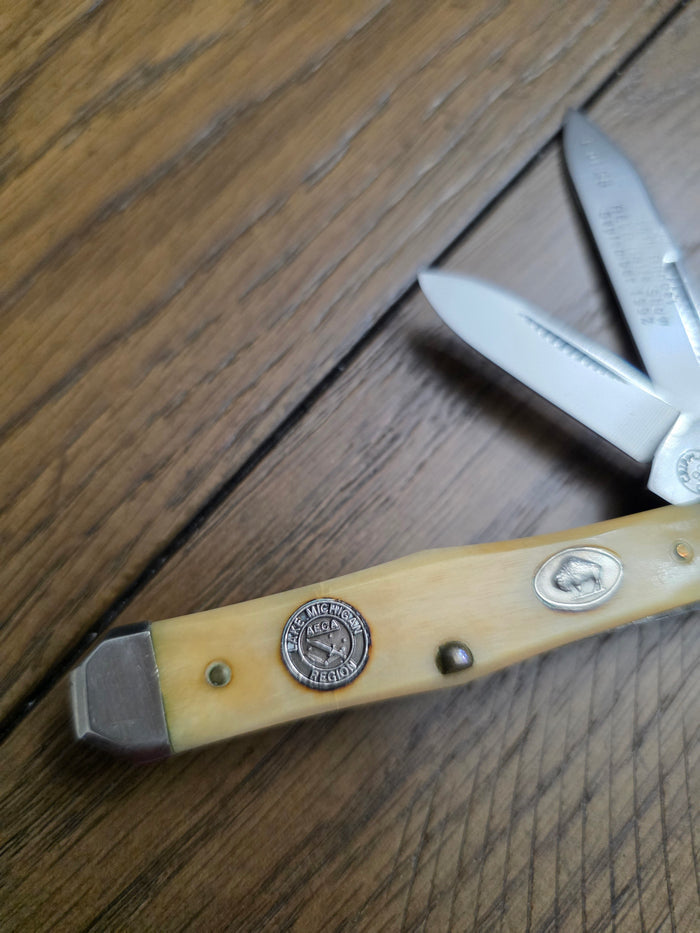 Cripple Creek Swell Center Jack Bone Handle 1 of 25 AECA Knife 1992