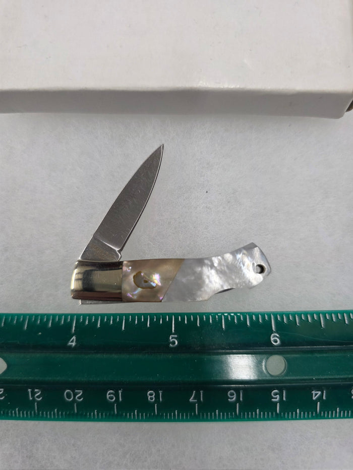 Rough Rider RR392 - Tiny Lockback MOP / Abalone Handles