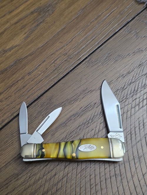Troublesome Creek - Seahorse Whittler Style - Cat's Eye Synthetic Handles - Unused